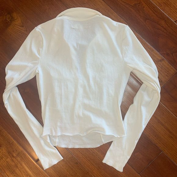 Urban Outfitters Top Size M Ivory Ribbed Button Ruche Placket Long Sleeve Collar - Picture 9 of 11